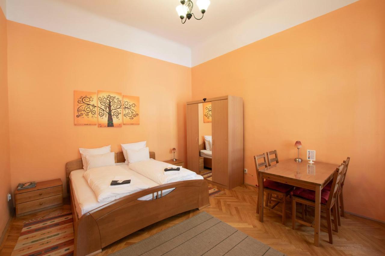 Standard By Hi5 - Sofie's Apartment *