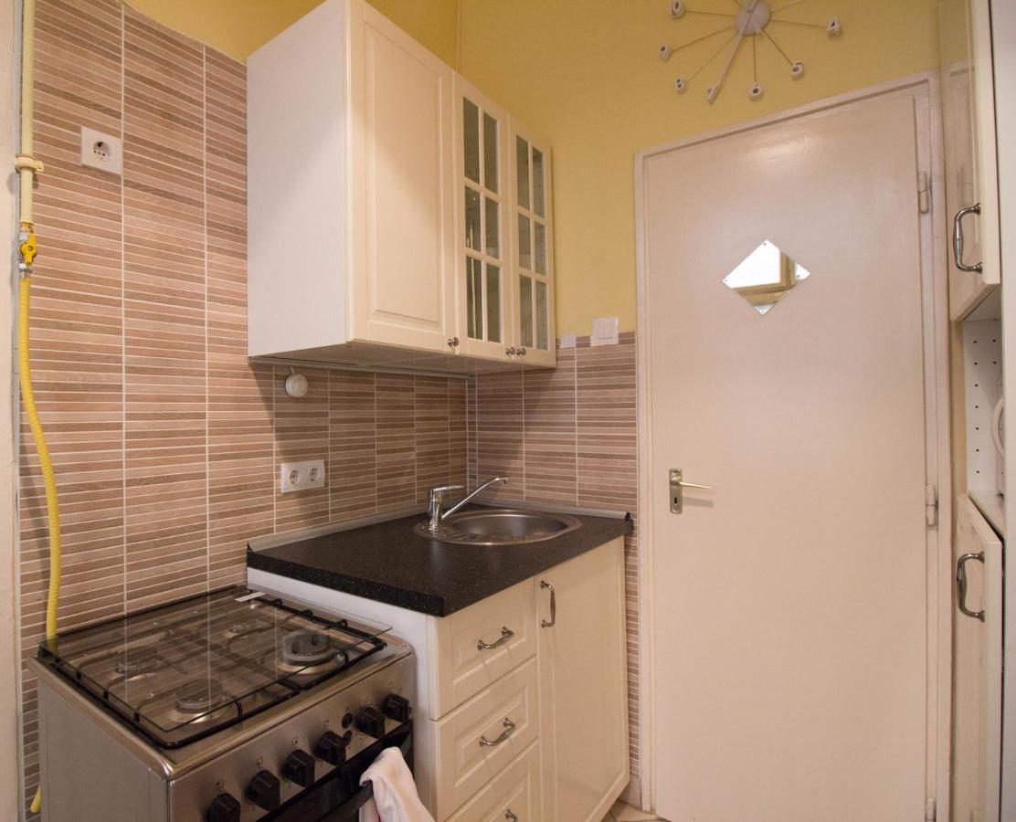 Standard By Hi5 - Sofie's * Budapest