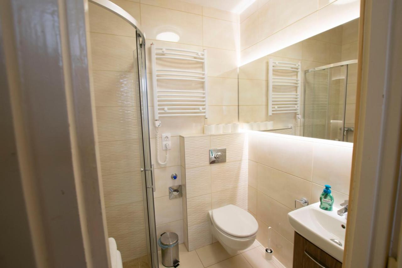 Standard By Hi5 - Sofie's Apartment *